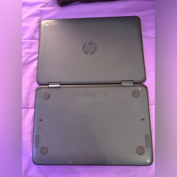 Chromebook - Picture 3 of 4